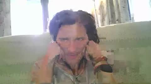 Snapshot of piediniecollant chatting on 11.15.25 PIEDINIECOLLANT online show from 11.15.25