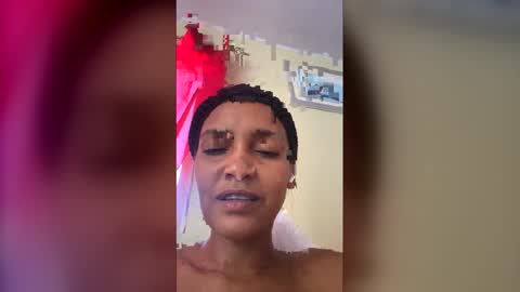 pielcanela1998 online show from 04.19.26