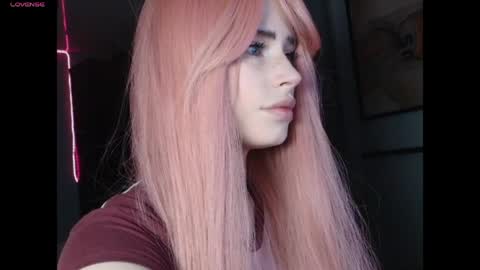 Snapshot of piera_ chatting on 04.02.26 Piera online show from 04.02.26