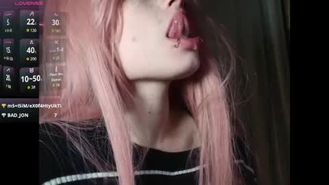 Snapshot of piera_ chatting on 04.22.26 Piera online show from 04.22.26