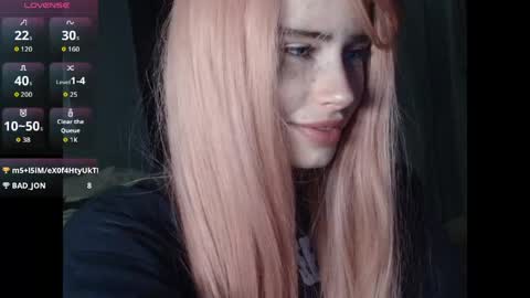 Snapshot of piera_ chatting on 04.23.26 Piera online show from 04.23.26