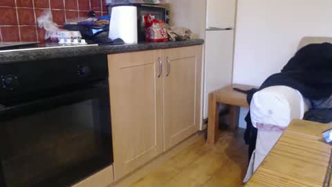 Snapshot of piercedcock069 chatting on 10.27.25 piercedcock069 online show from 10.27.25