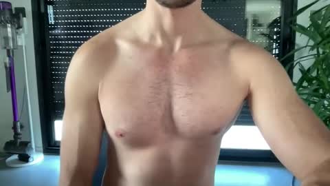 pierre81000 online show from 11.22.25