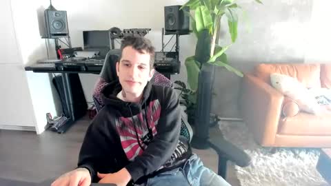 Snapshot of pierrefitch chatting on 03.11.25 Pierre Fitch online show from 03.11.25