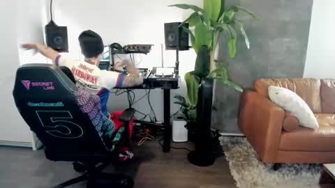 Snapshot of pierrefitch chatting on 03.12.25 Pierre Fitch online show from 03.12.25