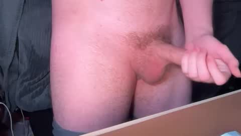 Snapshot of pieskyguyy chatting on 11.23.25 Pieskyguyy online show from 11.23.25