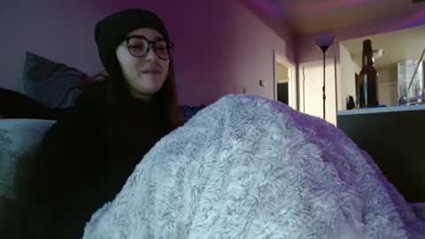 PilloGoddess online show from 02.10.25