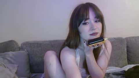 PilloGoddess online show from 03.05.25
