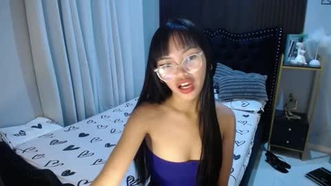 dee online show from 02.16.25