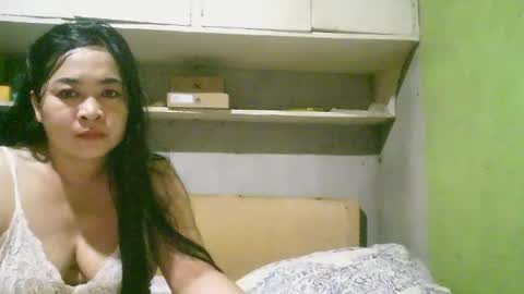 Snapshot of pinaycuddles chatting on 06.20.26 pinaycuddles online show from 06.20.26