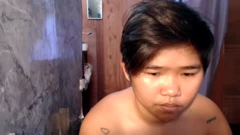 Snapshot of pinayprincesslyn chatting on 07.30.26 Lyn the Lesbian online show from 07.30.26
