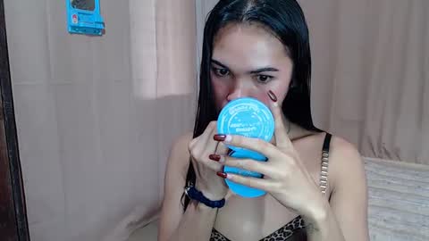 celistina Crwford online show from 02.04.25