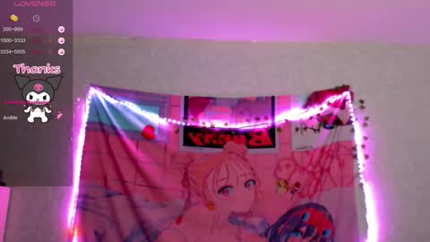 Snapshot of pineapple_dope chatting on 11.22.25 Nancy online show from 11.22.25