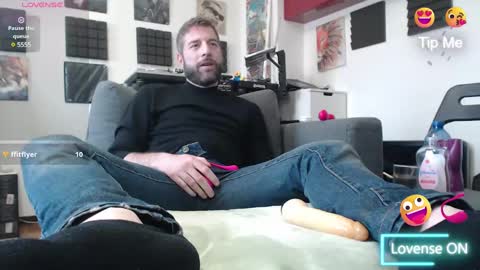 Snapshot of pingones79 chatting on 02.26.25 pingones 79 online show from 02.26.25