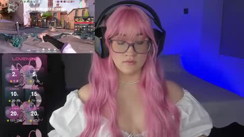 Snapshot of pink_angell chatting on 01.15.25 Emilly Santis online show from 01.15.25
