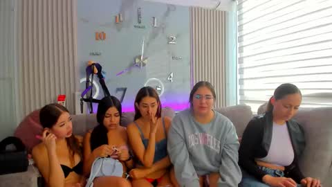 pink_as online show from 02.05.26