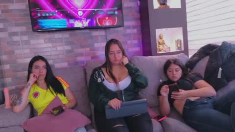 pink_as online show from 07.03.26