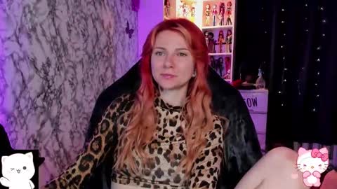 Snapshot of pink_ss chatting on 05.20.26 Saly online show from 05.20.26