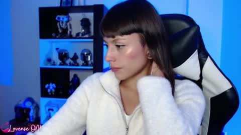 Emily online show from 03.04.25