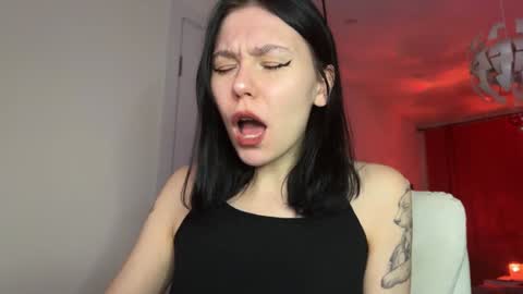 Snapshot of pinkdollylovv chatting on 01.12.25 pinkdollylovv online show from 01.12.25