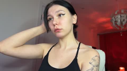 Snapshot of pinkdollylovv chatting on 02.02.25 pinkdollylovv online show from 02.02.25