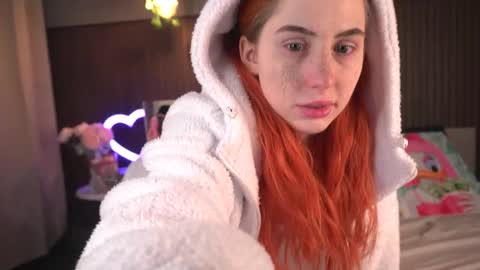 Tgirl Sophie online show from 02.18.26