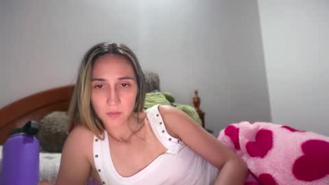 Snapshot of pinkilola chatting on 05.20.26 Pinkilola online show from 05.20.26