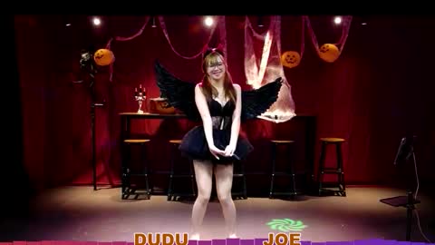 pinklady_dudu online show from 10.31.25