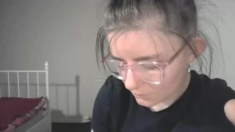 pinkwife97 online show from 09.27.25