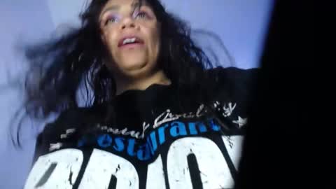 VIOLETA LOPEZ online show from 01.06.25