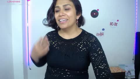 Snapshot of pinky_pinky_ chatting on 07.06.26 VIOLETA LOPEZ online show from 07.06.26
