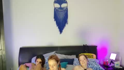 Snapshot of pinkypuppa chatting on 05.30.26 Pinkypupa-Love online show from 05.30.26