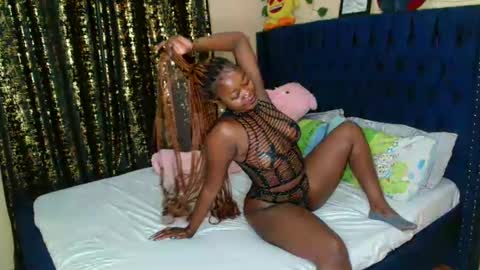 Pinky online show from 02.04.25