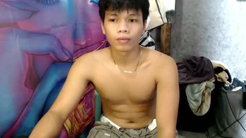 Snapshot of pinoy_tong18 chatting on 07.23.26 pinoy_tong18 online show from 07.23.26