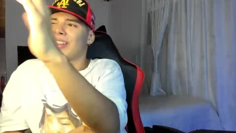 Snapshot of piperodriguez_ chatting on 02.26.25 Pipe Rodriguez online show from 02.26.25