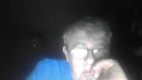 Snapshot of pipi2704 chatting on 12.13.24 pipi2704 online show from 12.13.24
