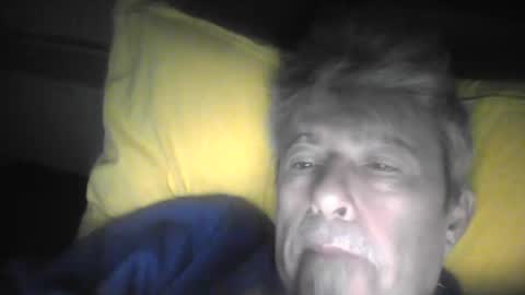Snapshot of pipi2704 chatting on 12.25.24 pipi2704 online show from 12.25.24