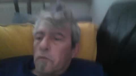 Snapshot of pipi2704 chatting on 12.25.24 pipi2704 online show from 12.25.24