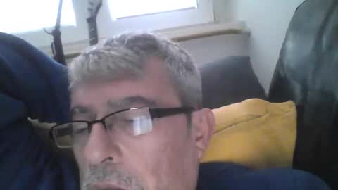 Snapshot of pipi2704 chatting on 01.01.25 pipi2704 online show from 01.01.25