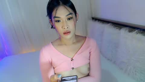 Ari online show from 01.18.25