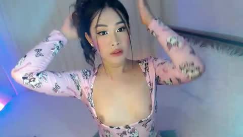 Ari online show from 09.16.25