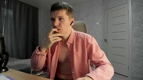 Pierre online show from 04.05.26