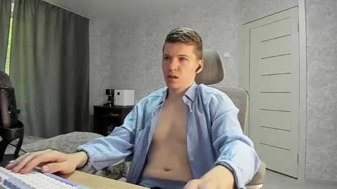 Snapshot of pirremeow chatting on 05.21.26 Pierre online show from 05.21.26