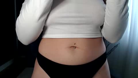 piscesgirl06 online show from 01.21.25