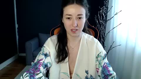 piscesgirl06 online show from 02.28.25