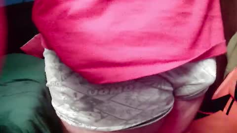 Snapshot of pisceslost chatting on 10.31.25 pisceslost online show from 10.31.25