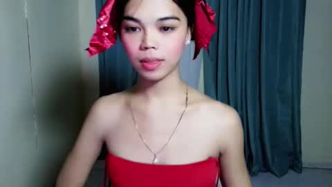 Snapshot of pitchy_pitch chatting on 05.29.26 The Girl Named Eyve online show from 05.29.26