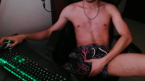 pixelsin online show from 11.06.25