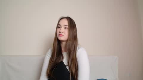 Lily online show from 04.25.26