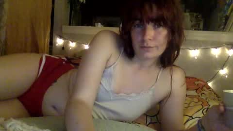 Snapshot of pixie_bella chatting on 06.01.26 pixie_bella online show from 06.01.26